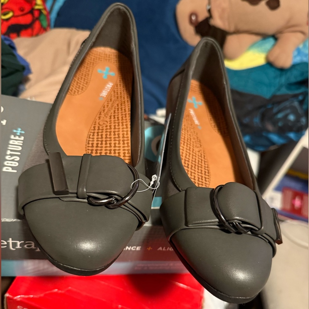 Bare Traps Wedge Shoes Gray size 8 NEW - Picture 2 of 5